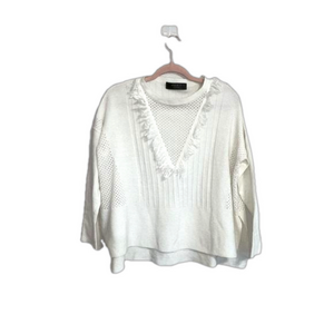 𝅺halo White Sweater